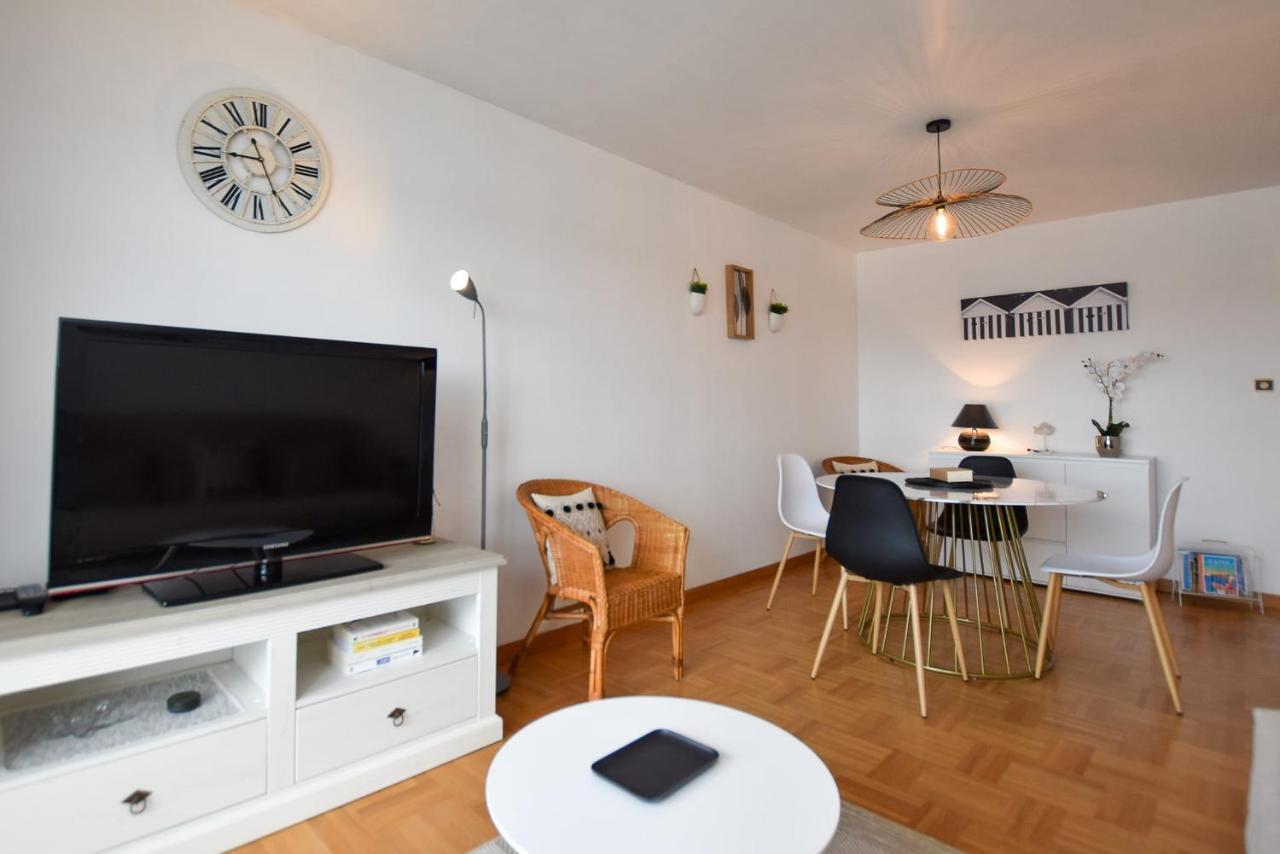 La Berge Apartment Сен-Жил-Кроа-дьо-Ви Екстериор снимка